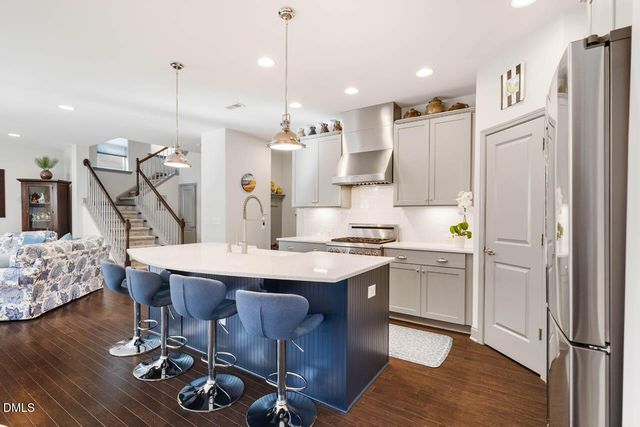 105 Medfield Court, Chapel Hill, NC 27517