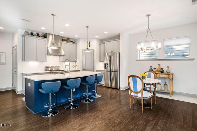 105 Medfield Court, Chapel Hill, NC 27517