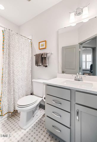 105 Medfield Court, Chapel Hill, NC 27517