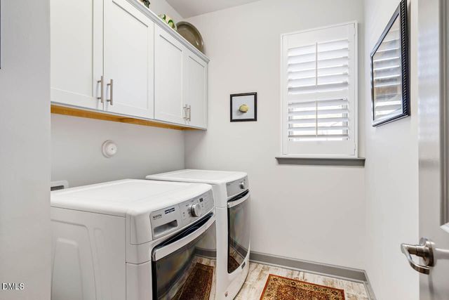 105 Medfield Court, Chapel Hill, NC 27517