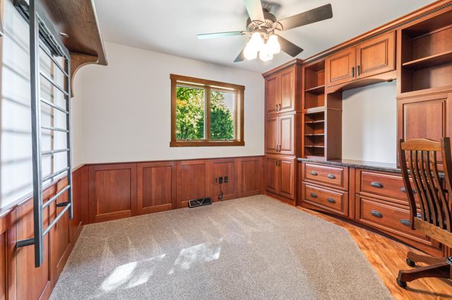 W770 Meadow Lane, Fountain City, WI 54629