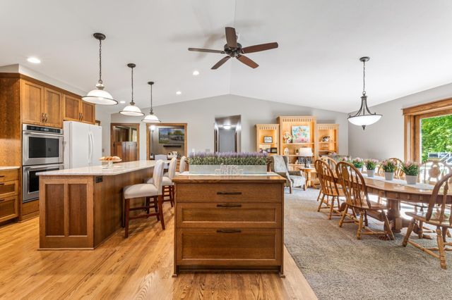 W770 Meadow Lane, Fountain City, WI 54629