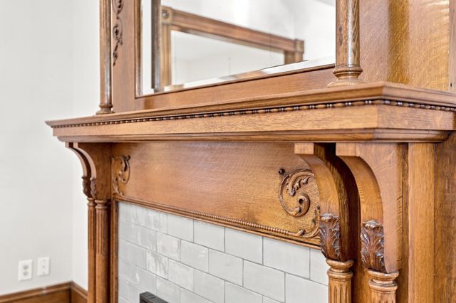 42 Clinton Ave, Holyoke, MA 01040