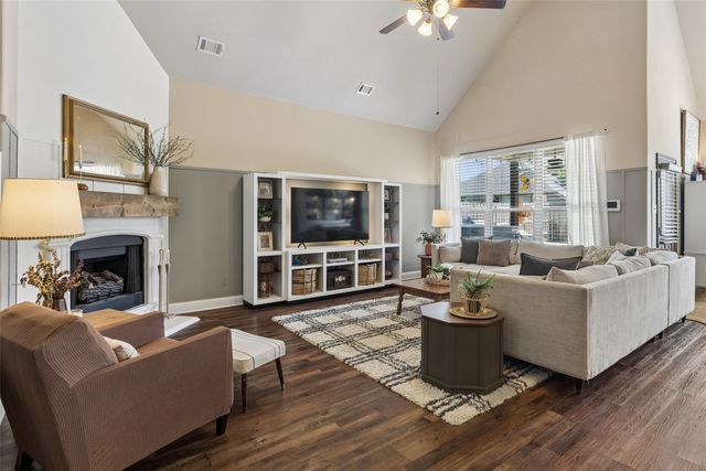 906 Bald Cypress Drive, Fate, TX 75087