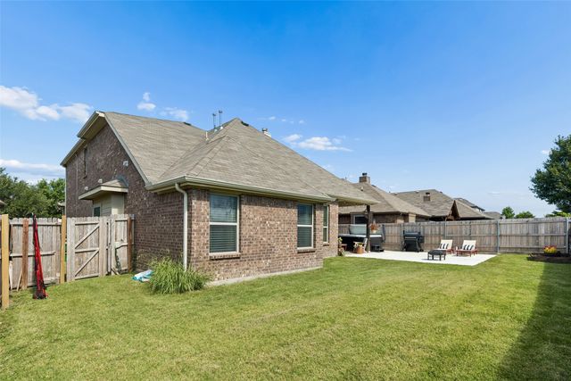 906 Bald Cypress Drive, Fate, TX 75087