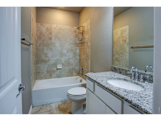 3027 Knolls End Dr 4, Fort Collins, CO 80526