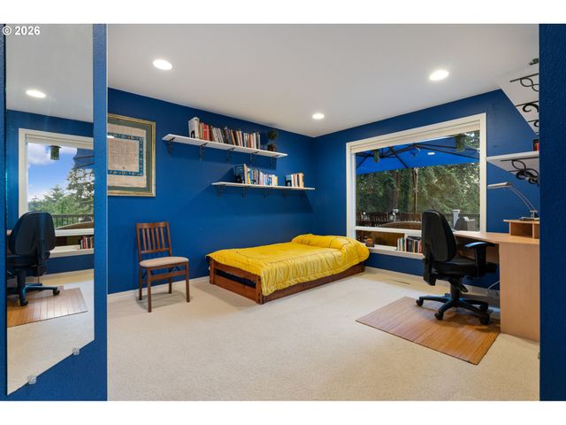 4259 AMBER Ct, Silverton, OR 97381