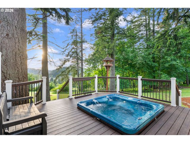 4259 AMBER Ct, Silverton, OR 97381