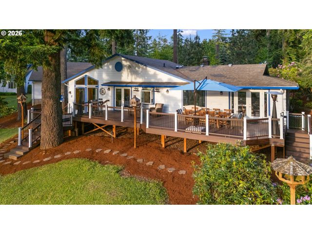 4259 AMBER Ct, Silverton, OR 97381