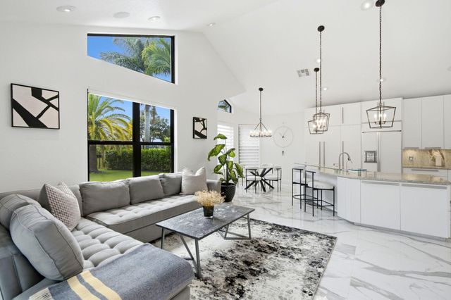 10720 Ave Of The Pga, Palm Beach Gardens, FL 33418