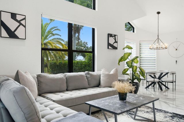 10720 Ave Of The Pga, Palm Beach Gardens, FL 33418