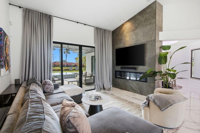 10720 Ave Of The Pga, Palm Beach Gardens, FL 33418