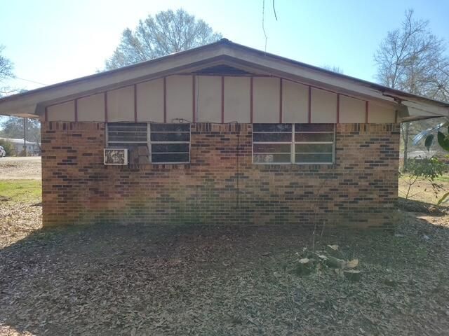 75 Blueberry Drive, Laurel Hill, FL 32567