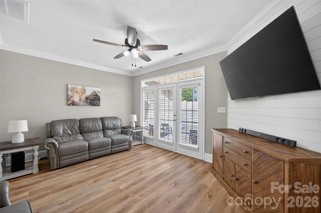 4071 Center Place Drive, Harrisburg, NC 28075
