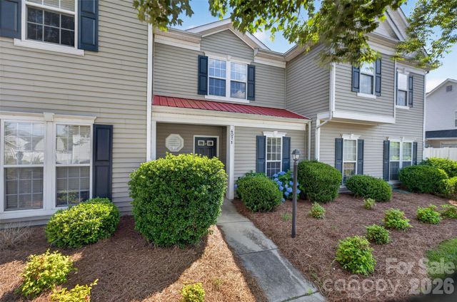 4071 Center Place Drive, Harrisburg, NC 28075