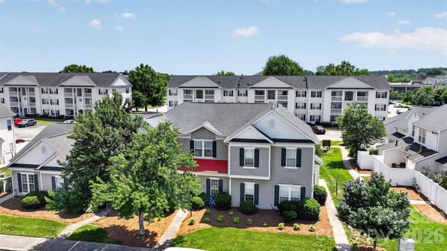 4071 Center Place Drive, Harrisburg, NC 28075