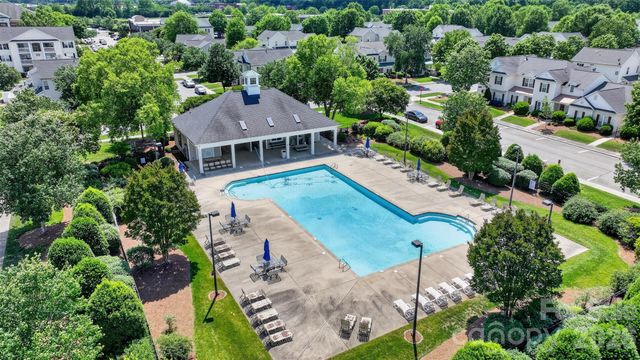 4071 Center Place Drive, Harrisburg, NC 28075