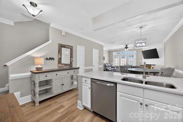 4071 Center Place Drive, Harrisburg, NC 28075