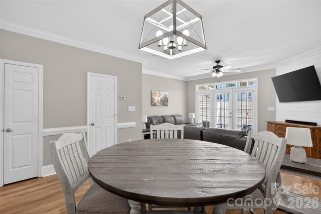 4071 Center Place Drive, Harrisburg, NC 28075