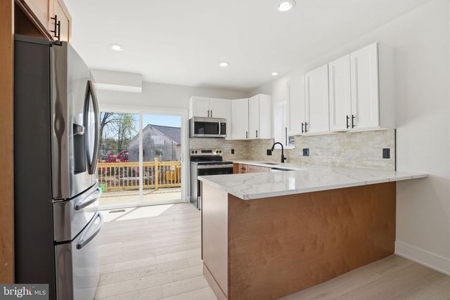 511 STERNER MILL RD, Feasterville Trevose, PA 19053