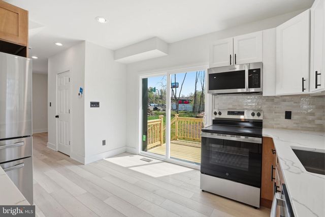 511 STERNER MILL RD, Feasterville Trevose, PA 19053