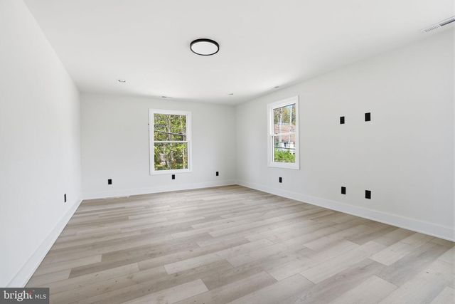 511 STERNER MILL RD, Feasterville Trevose, PA 19053