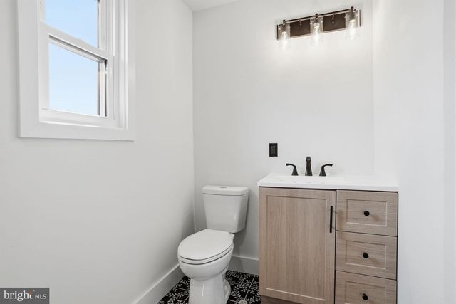 511 STERNER MILL RD, Feasterville Trevose, PA 19053