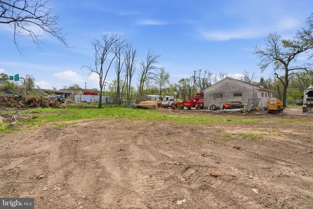 511 STERNER MILL RD, Feasterville Trevose, PA 19053