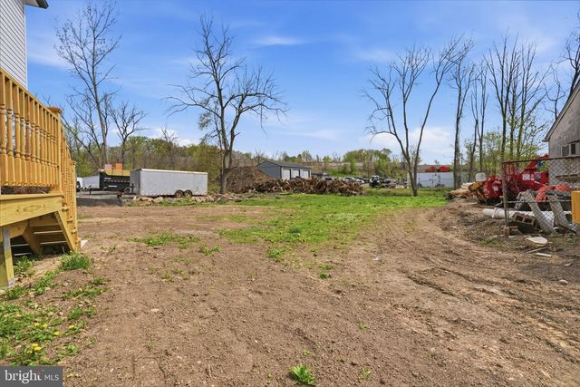 511 STERNER MILL RD, Feasterville Trevose, PA 19053