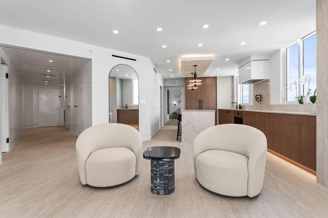 1551 N Flagler Drive 1501, West Palm Beach, FL 33401