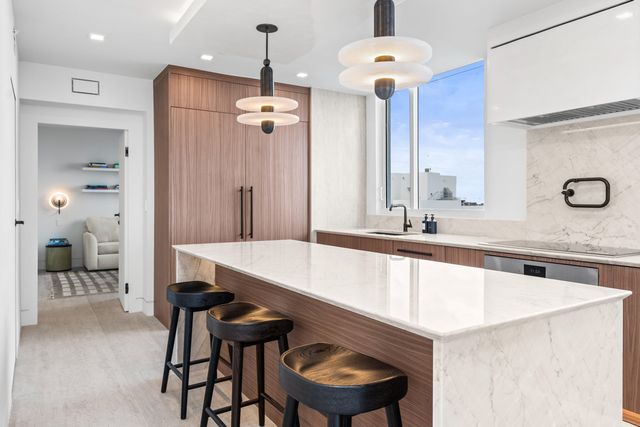 1551 N Flagler Drive 1501, West Palm Beach, FL 33401