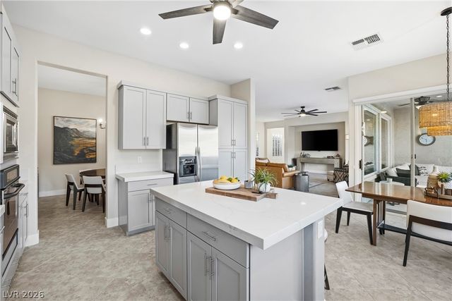 2372 Hardin Ridge Drive, Henderson, NV 89052