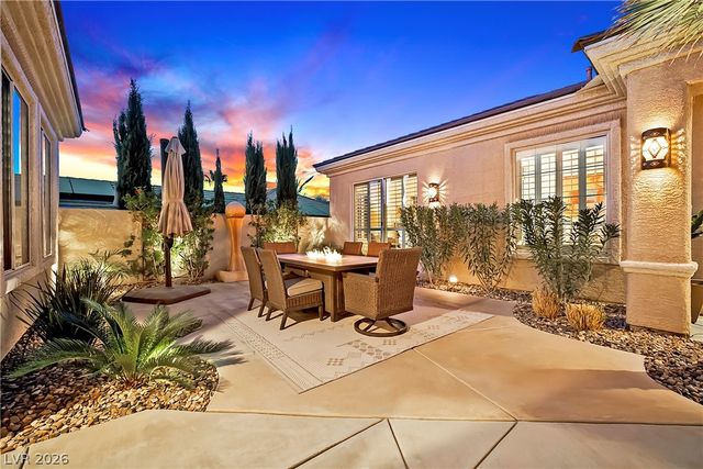 2372 Hardin Ridge Drive, Henderson, NV 89052