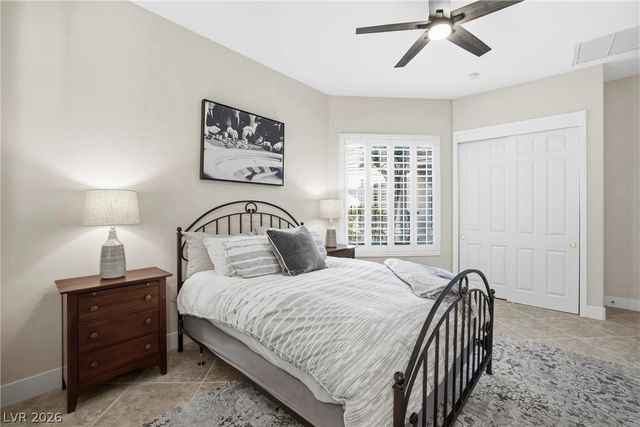 2372 Hardin Ridge Drive, Henderson, NV 89052