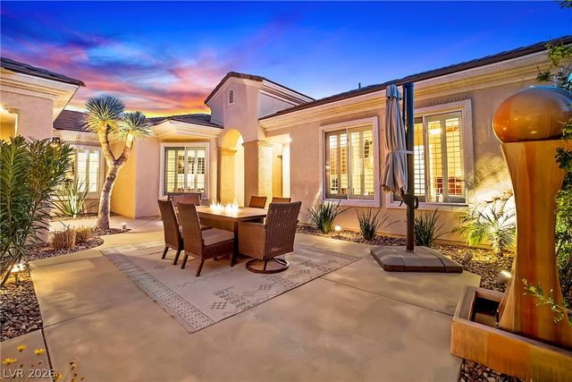 2372 Hardin Ridge Drive, Henderson, NV 89052