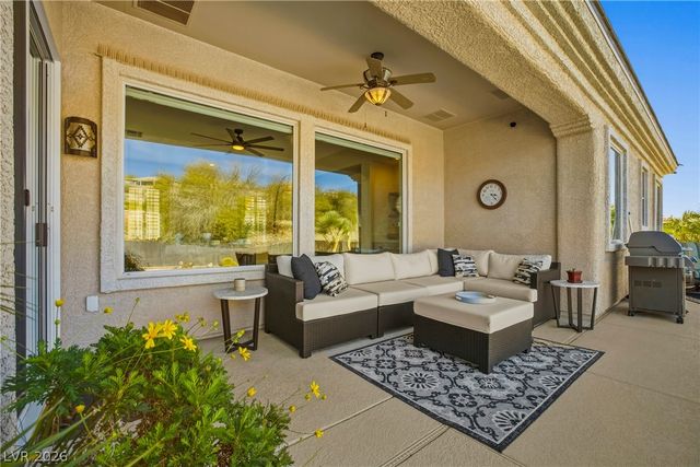 2372 Hardin Ridge Drive, Henderson, NV 89052