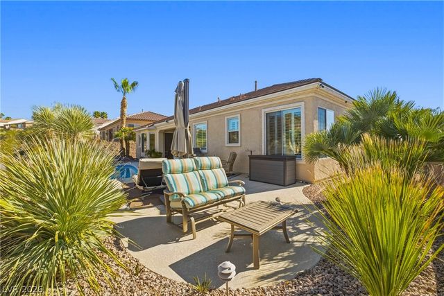 2372 Hardin Ridge Drive, Henderson, NV 89052