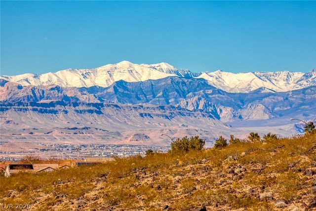 2372 Hardin Ridge Drive, Henderson, NV 89052