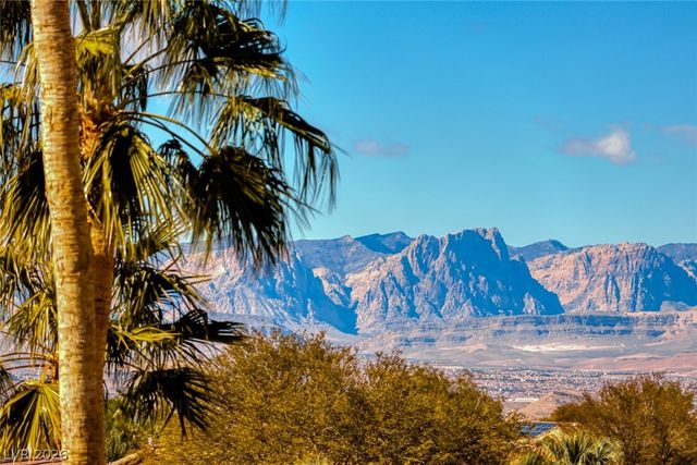 2372 Hardin Ridge Drive, Henderson, NV 89052