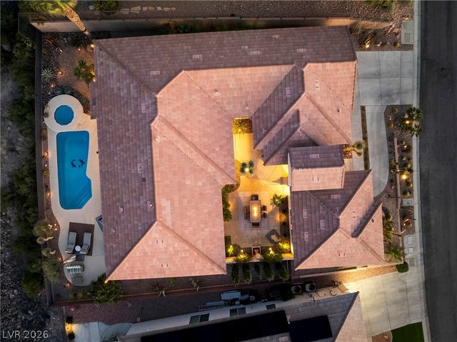 2372 Hardin Ridge Drive, Henderson, NV 89052