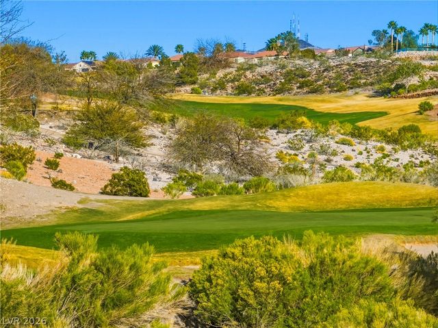 2372 Hardin Ridge Drive, Henderson, NV 89052