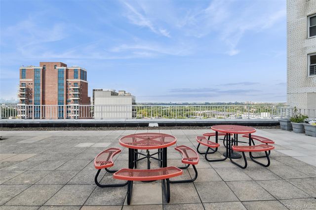 125-10 Queens Boulevard 2205, Kew Gardens, NY 11415