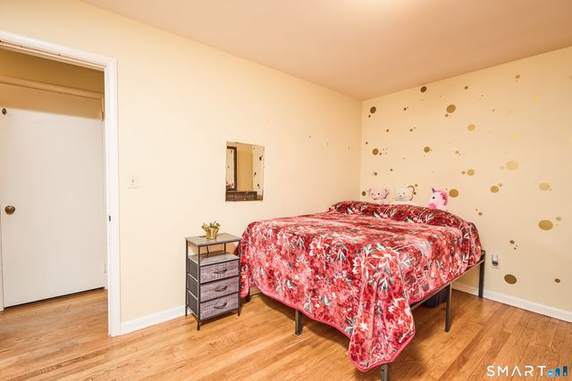 523 West Jackson Avenue, Bridgeport, CT 06604