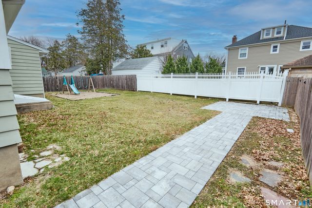 523 West Jackson Avenue, Bridgeport, CT 06604