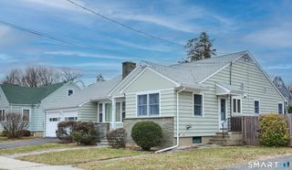 523 West Jackson Avenue, Bridgeport, CT 06604