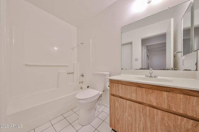 10620 W NORTHERN Avenue 5, Glendale, AZ 85307