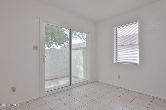 10620 W NORTHERN Avenue 5, Glendale, AZ 85307