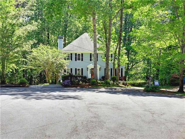5602 Grist Stone Drive, Lilburn, GA 30047