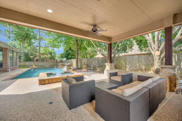17303 Pipestone Point Court, Humble, TX 77346