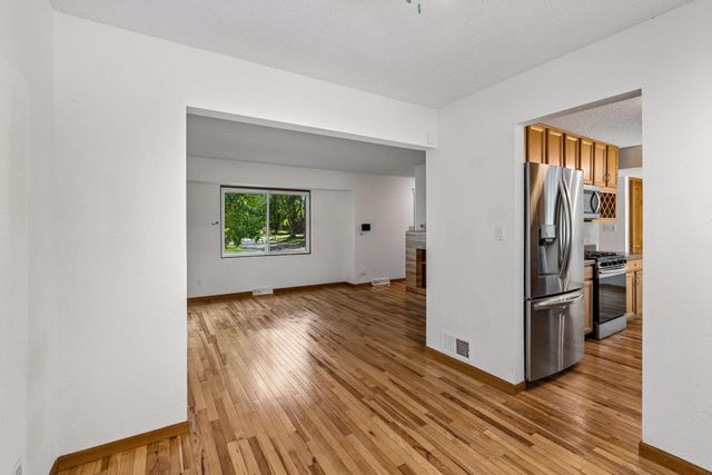 2841 Riviera Drive N, White Bear Lake, MN 55110